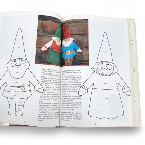The Gnomes Book of Christmas Crafts by Carol Endler Sterbenz Hardcover Book 1980 - Picture 6 of 8